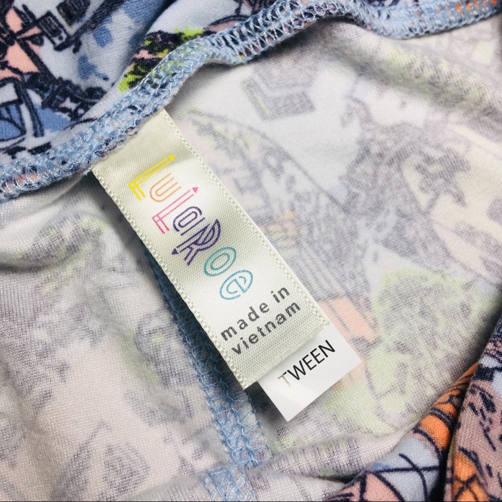 LULAROE CITYSCAPE VINTAGE VENICE LEGGINGS - Picture 5 of 6